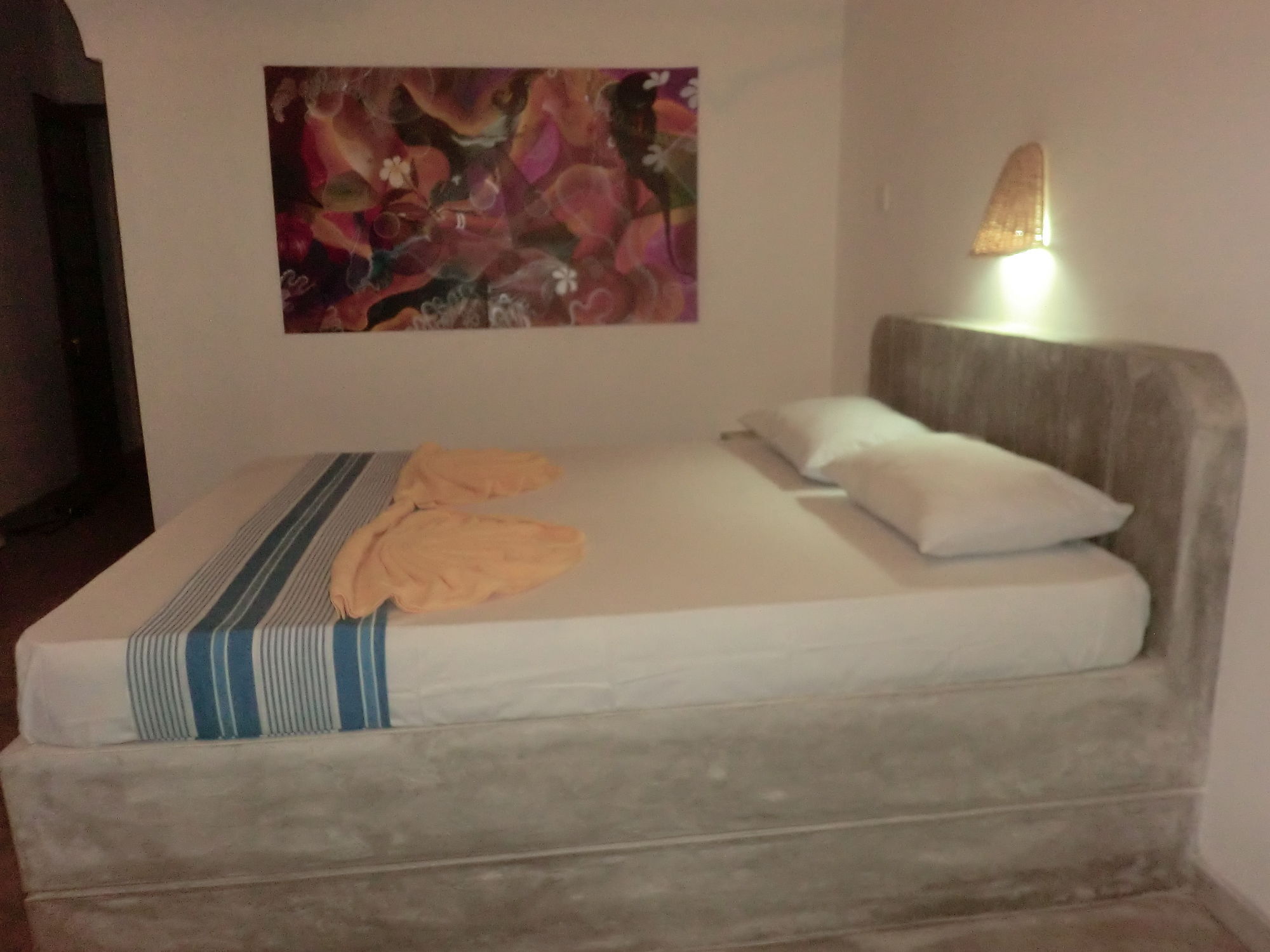 Peacock Wings Guest Hotell Mirissa Eksteriør bilde